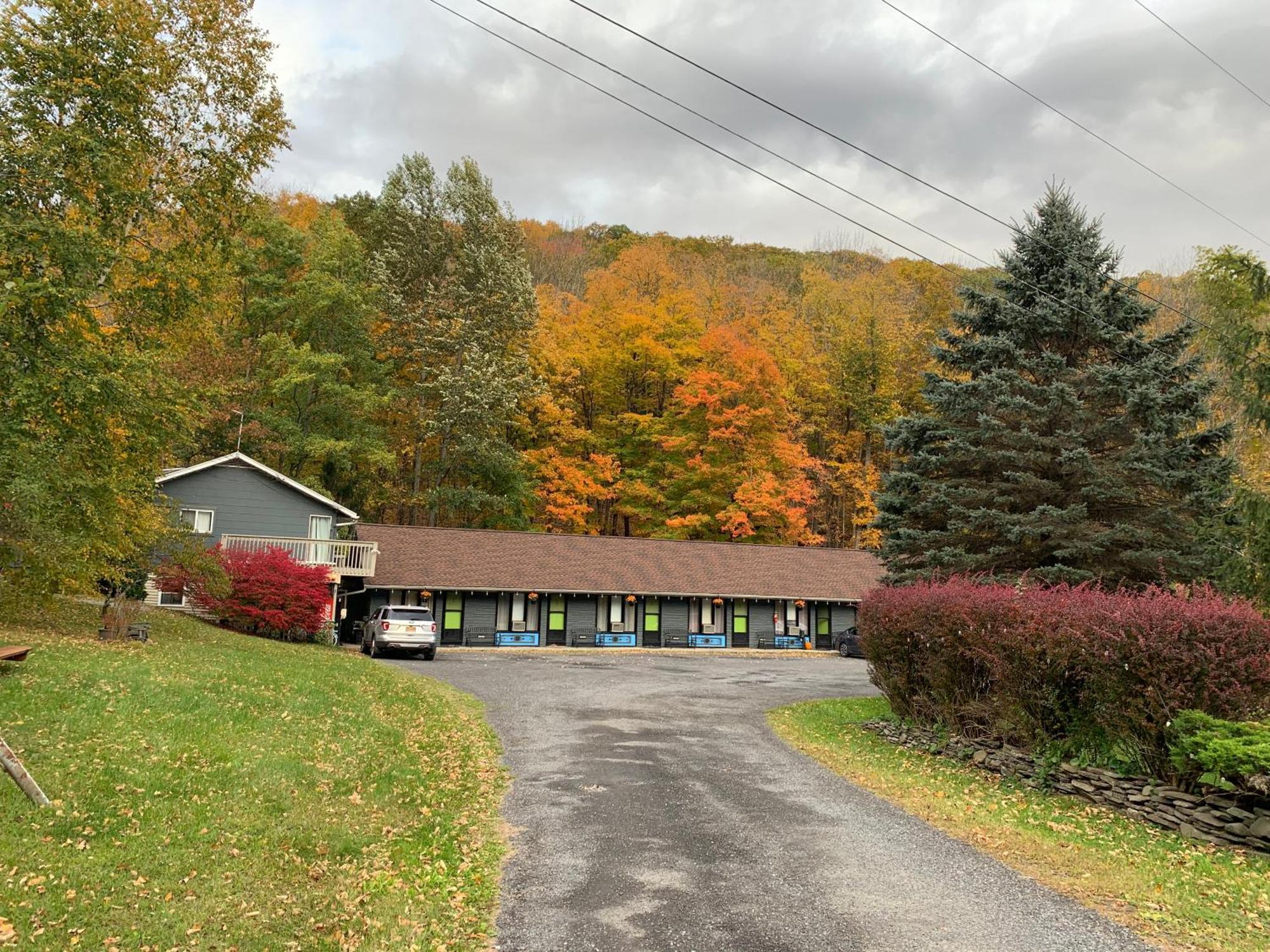 Starlite Motel & Suites Big Indian Buitenkant foto
